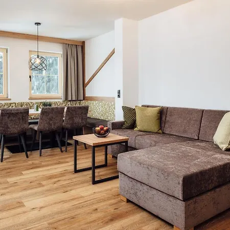 Alpenheimat Laurschhof 4*