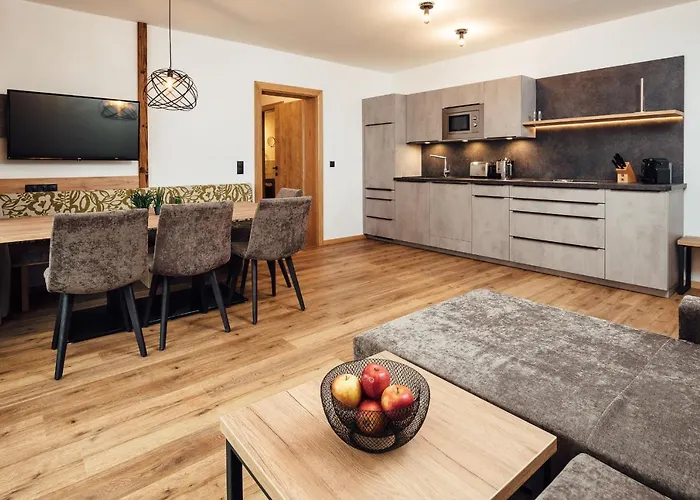 Alpenheimat Laurschhof 招待所 费斯