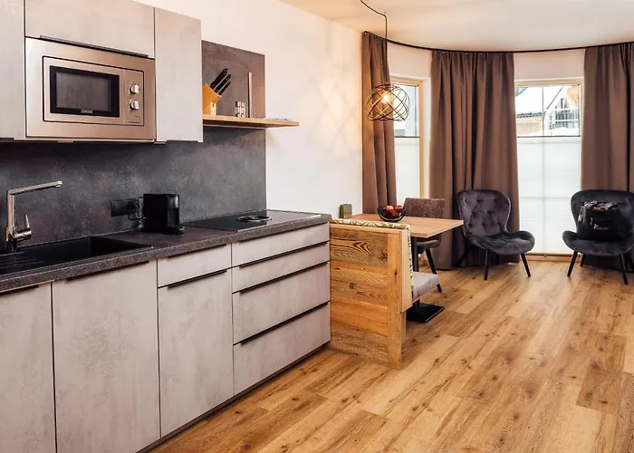 Alpenheimat Laurschhof 4*