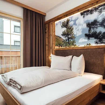 Alpenheimat Laurschhof Pensionat 4*