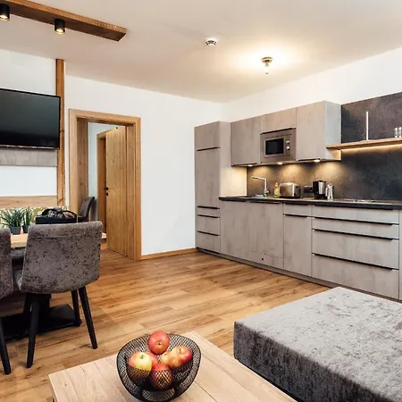 Alpenheimat Laurschhof 4*