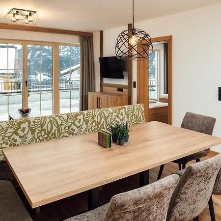 Pensionat Alpenheimat Laurschhof 4*